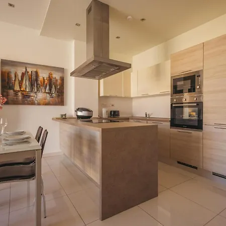 Seaside Luxe, Spinola Bay By Buena Vista 公寓 *