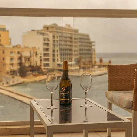 Seaside Luxe, Spinola Bay By Buena Vista